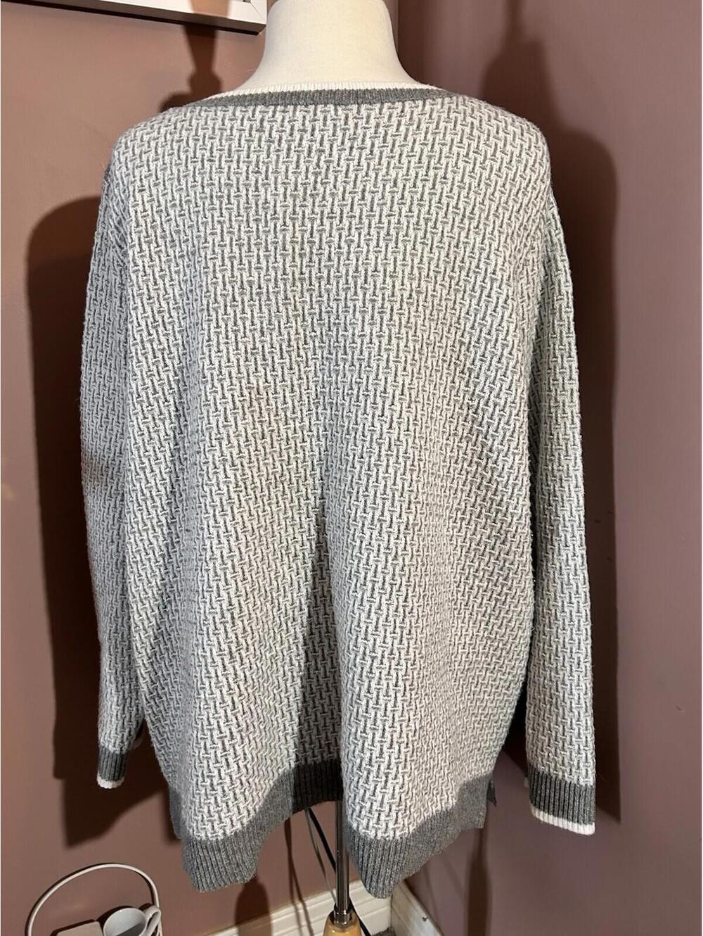 CJ Banks Pullover Sweater Womens 3X Gray And White Soft Feeling Woven Pattern - Picture 3 of 9